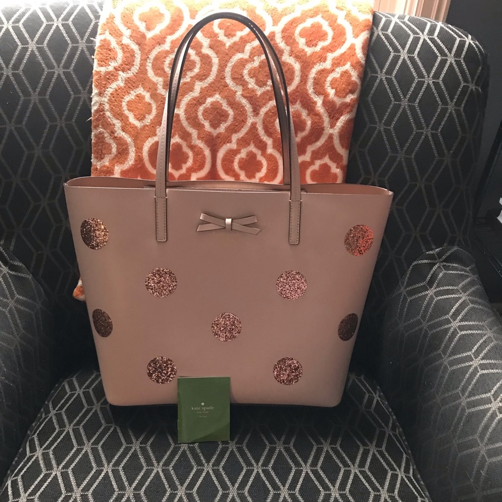 Flash sale! Polka Dot Len